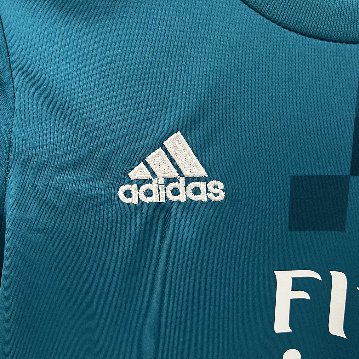 Real Madrid Third 17/18 Kit Criança 7
