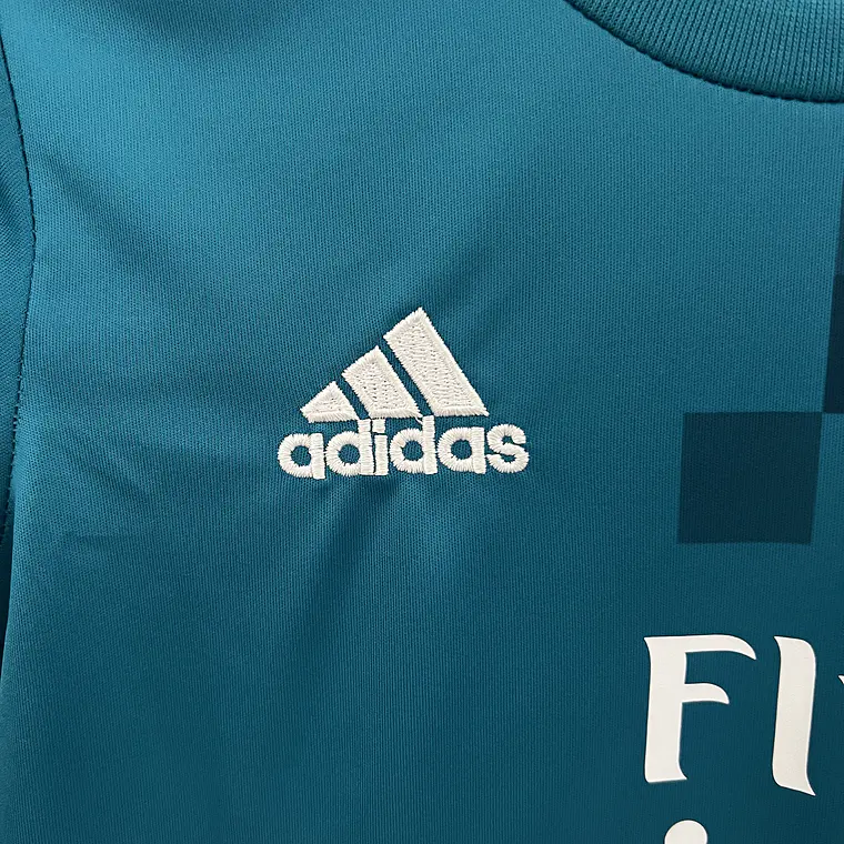 Real Madrid Third 17/18 Kit Criança 7