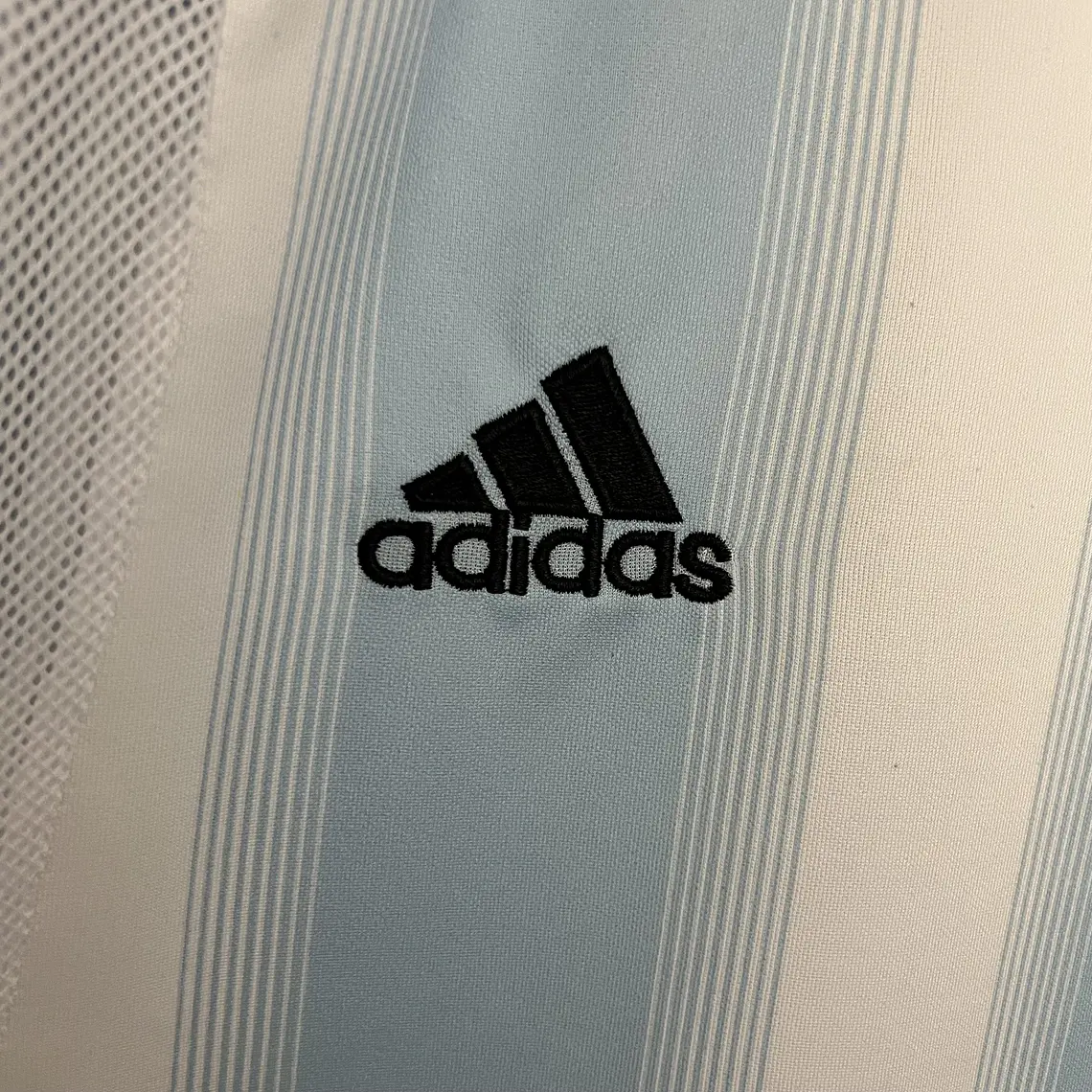 Argentina Home 04/05 6