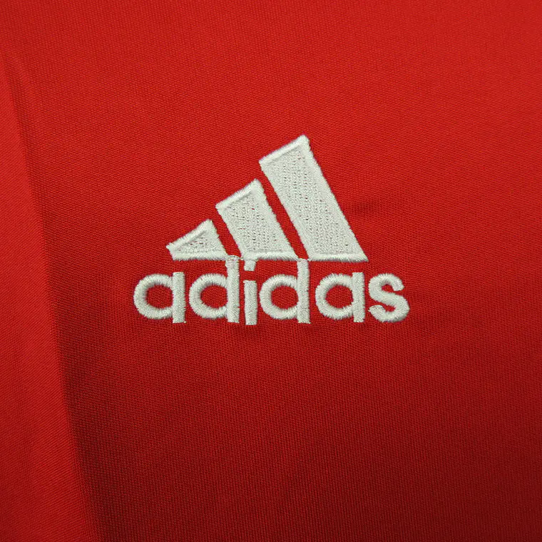 Bayern Home 99/01 6