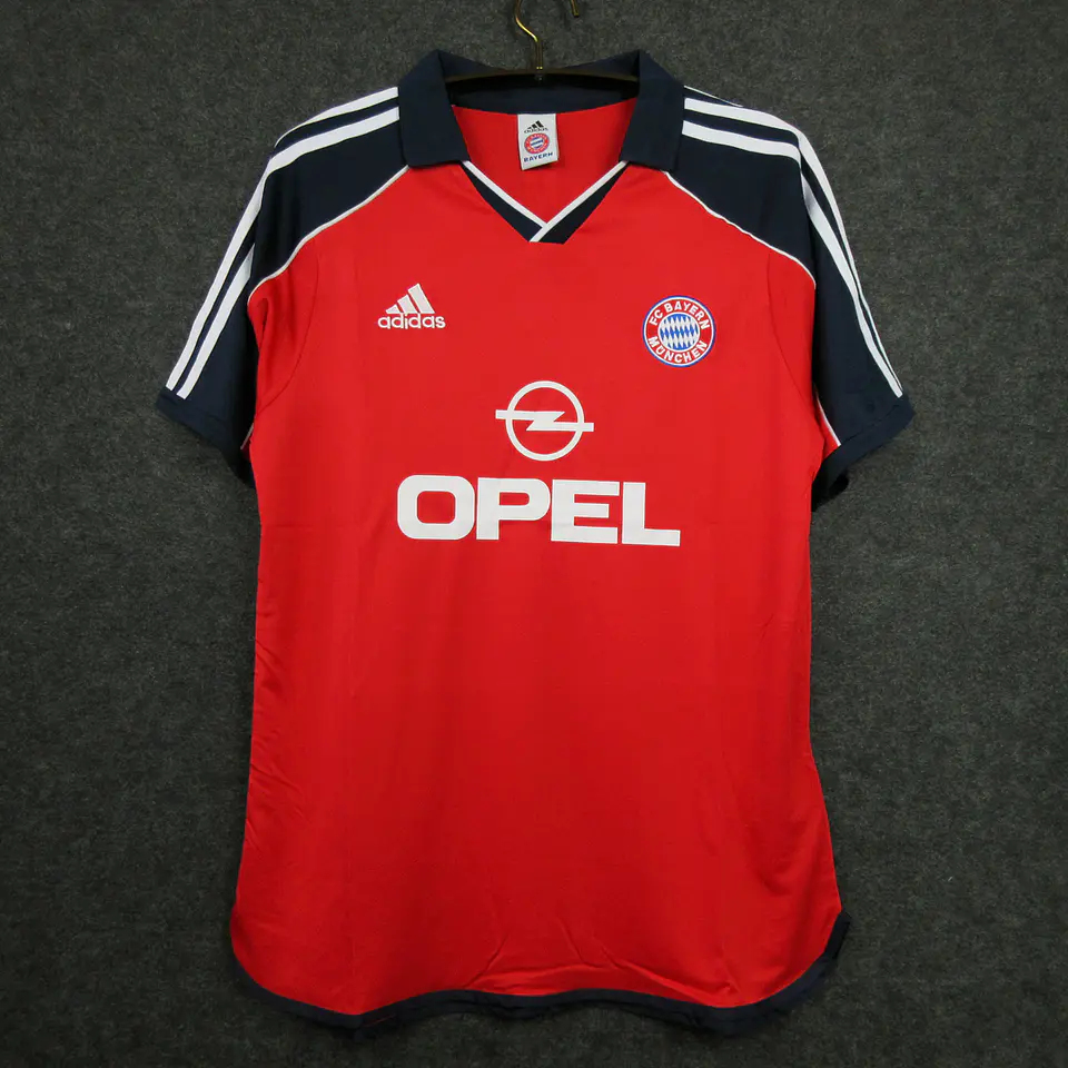 Bayern Home 99/01 2
