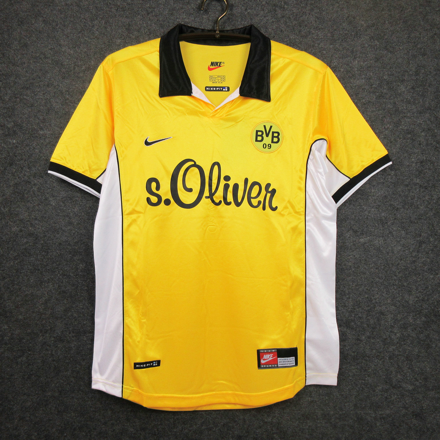 Dortmund Home 98/99 1