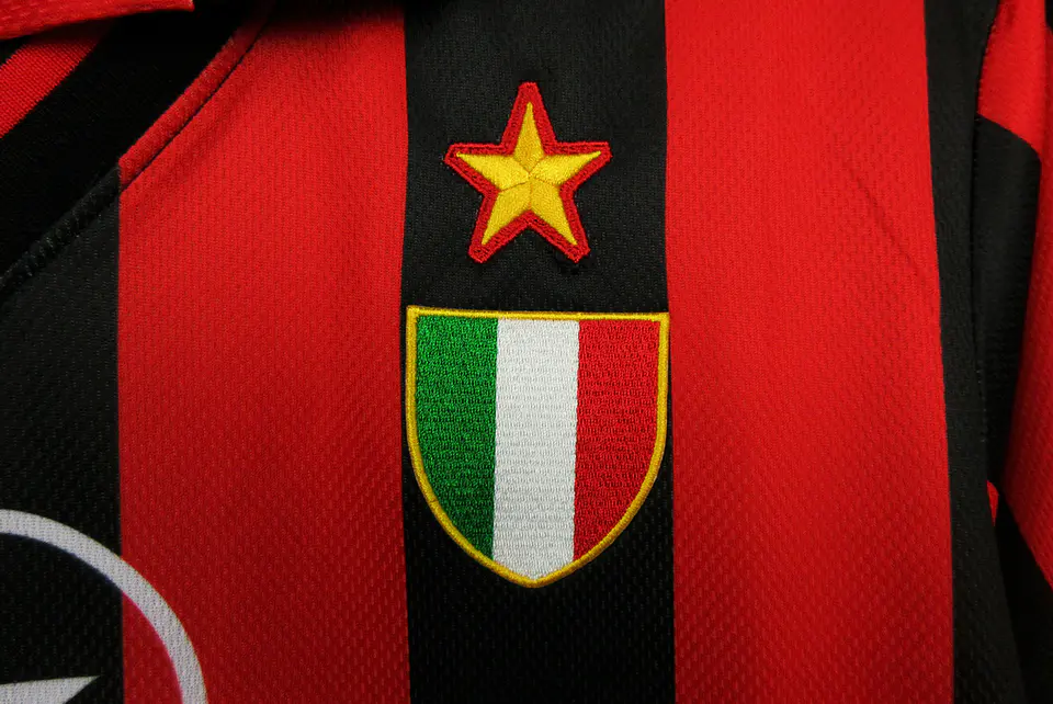 Milan Home 96/97 4