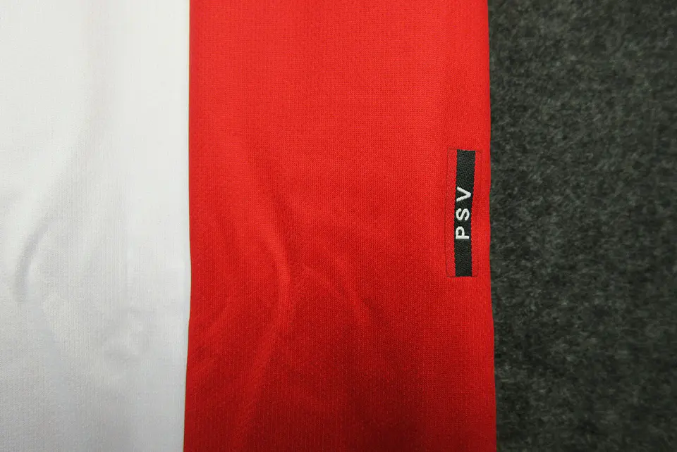 PSV Home 98/00 7