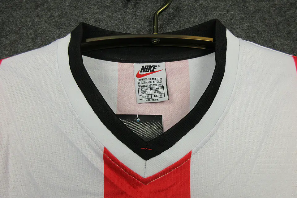 PSV Home 98/00 6