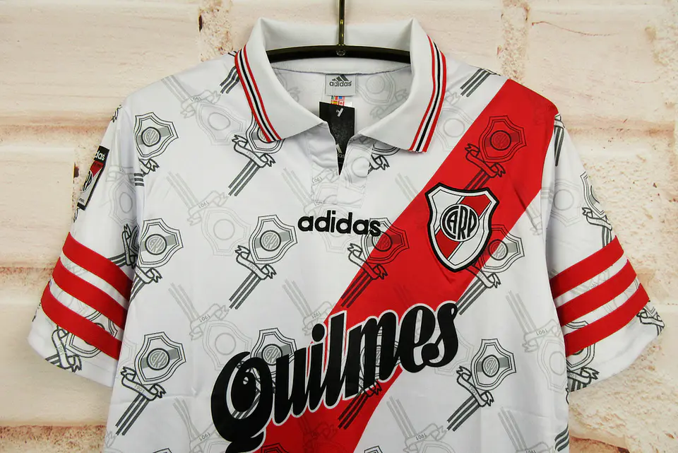 River Plate Home 94/96 3