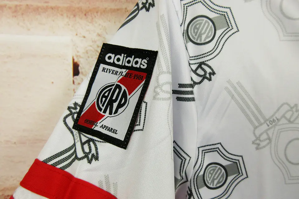 River Plate Home 94/96 6