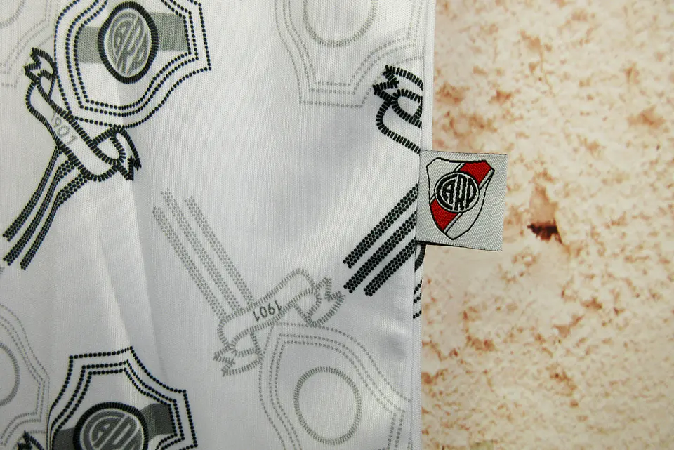 River Plate Home 94/96 7