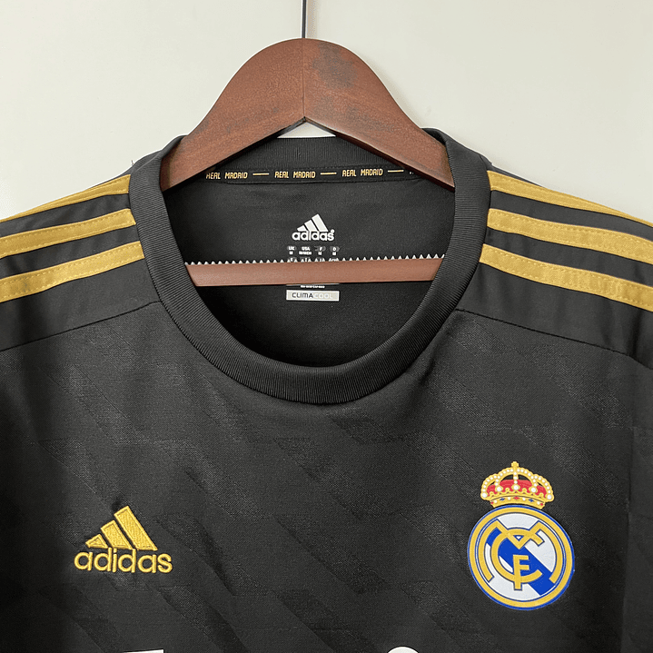 Real Madrid Away 11/12 Manga Longa  3