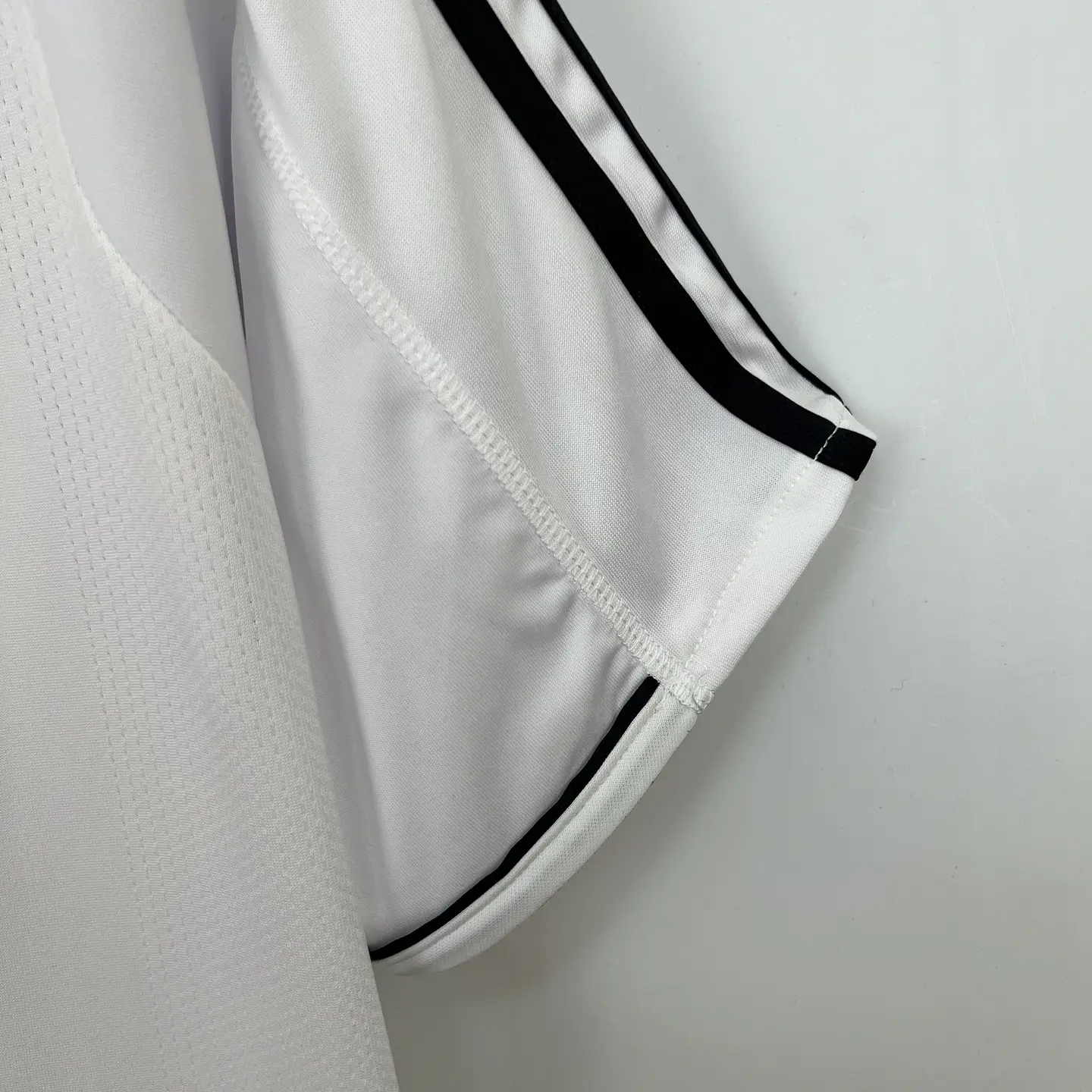 Real Madrid Home 03/04 7