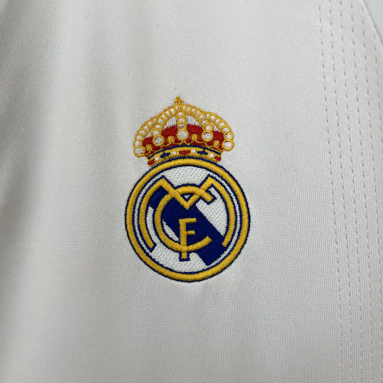 Real Madrid Home 03/04 4