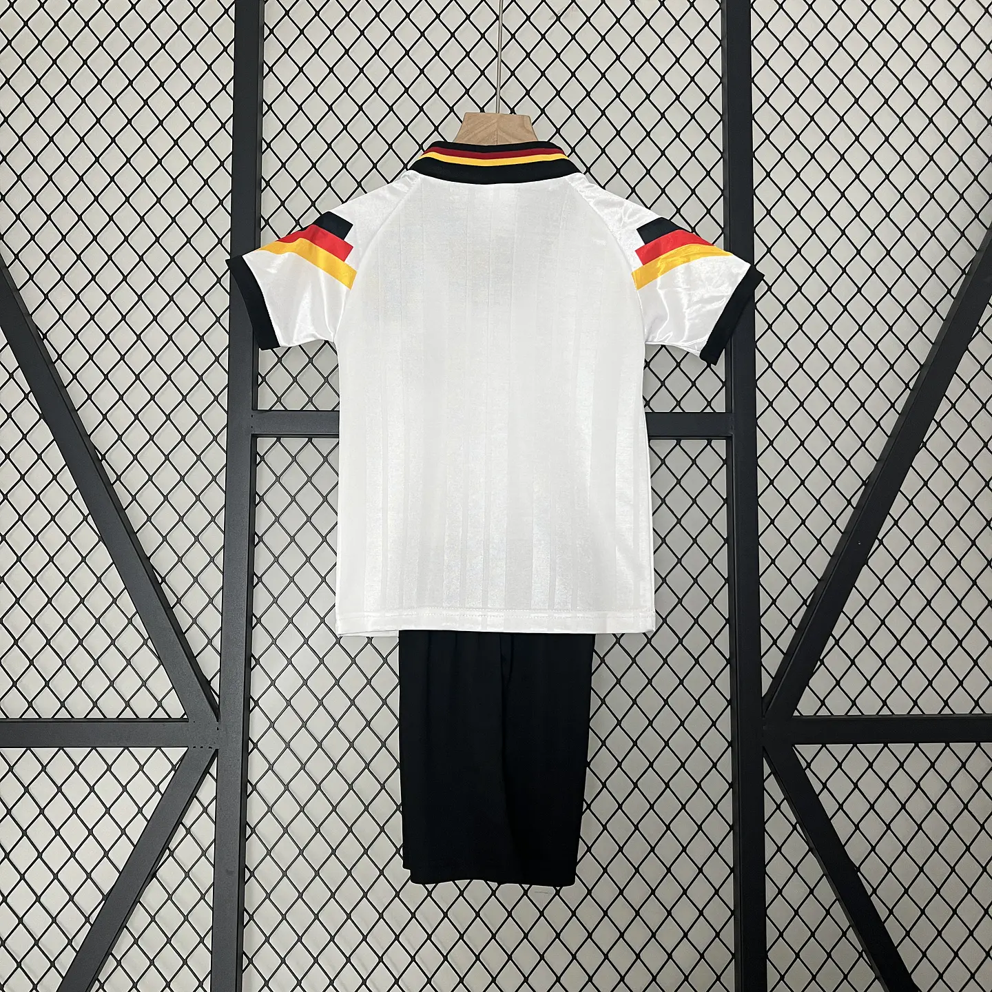 Alemanha Home 1992 Kit Criança 3