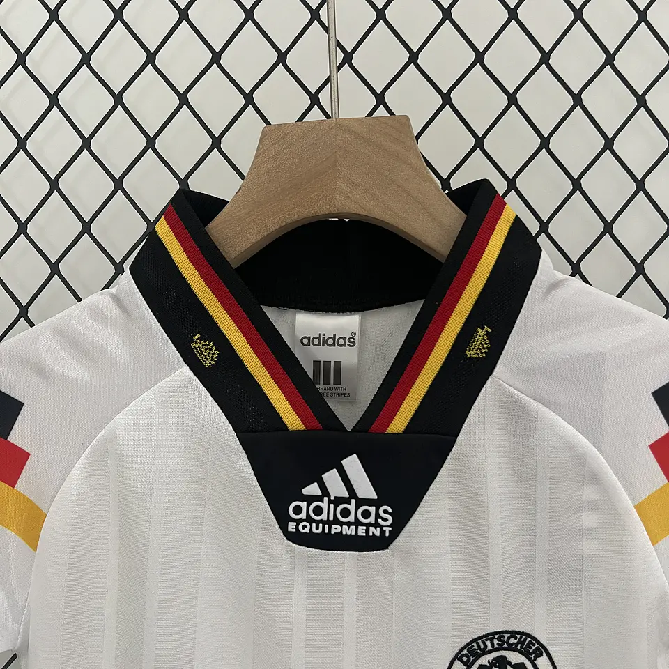 Alemanha Home 1992 Kit Criança 2