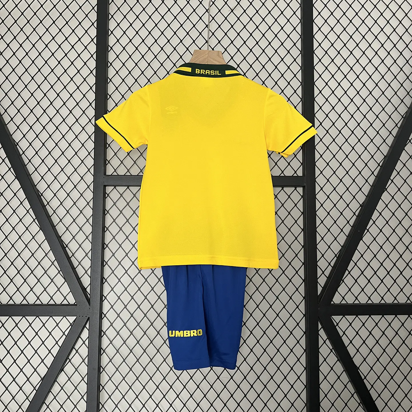 Brasil Home 93/94 Kit Criança 4