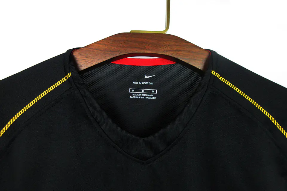 Portugal Away 2006 5