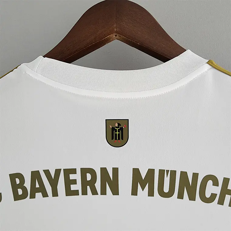 Bayern Away 22/23 8