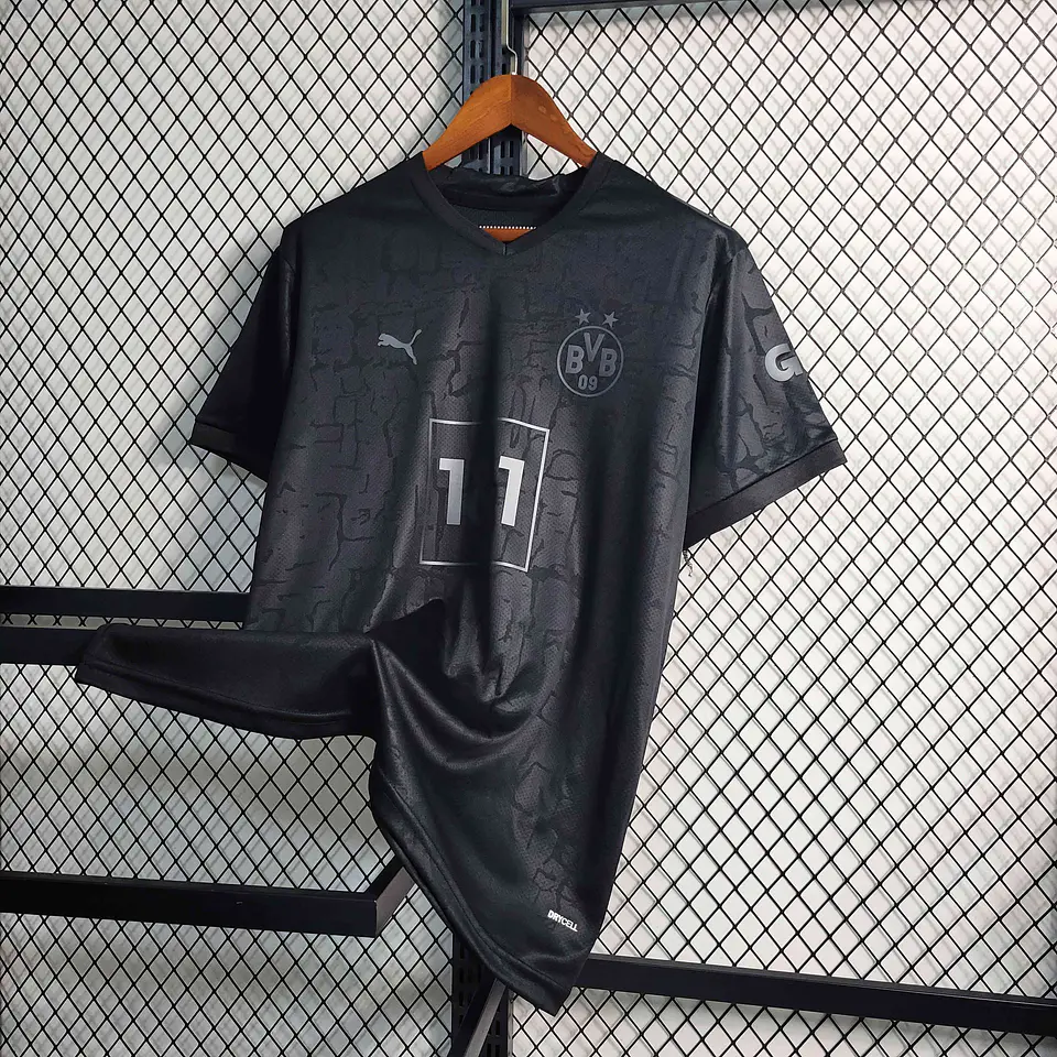 Dortmund Black 4