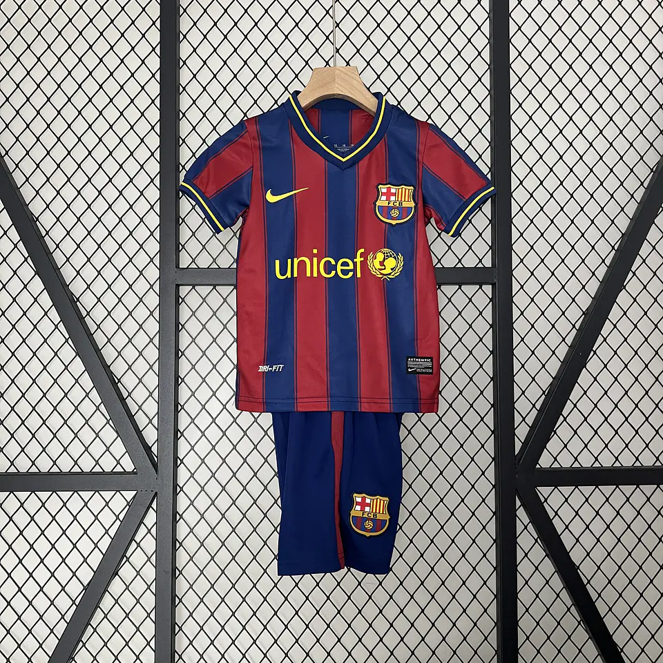 Barcelona Home 09/10 Kit Criança 2