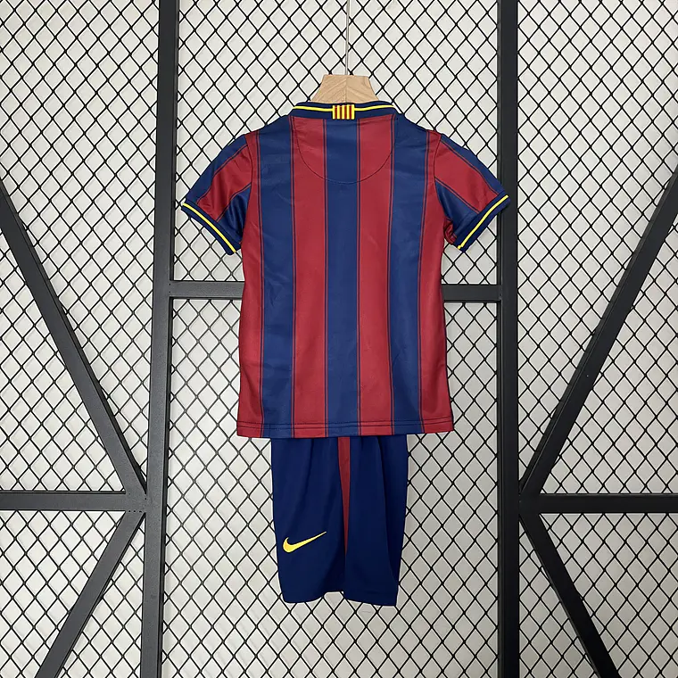 Barcelona Home 09/10 Kit Criança 3