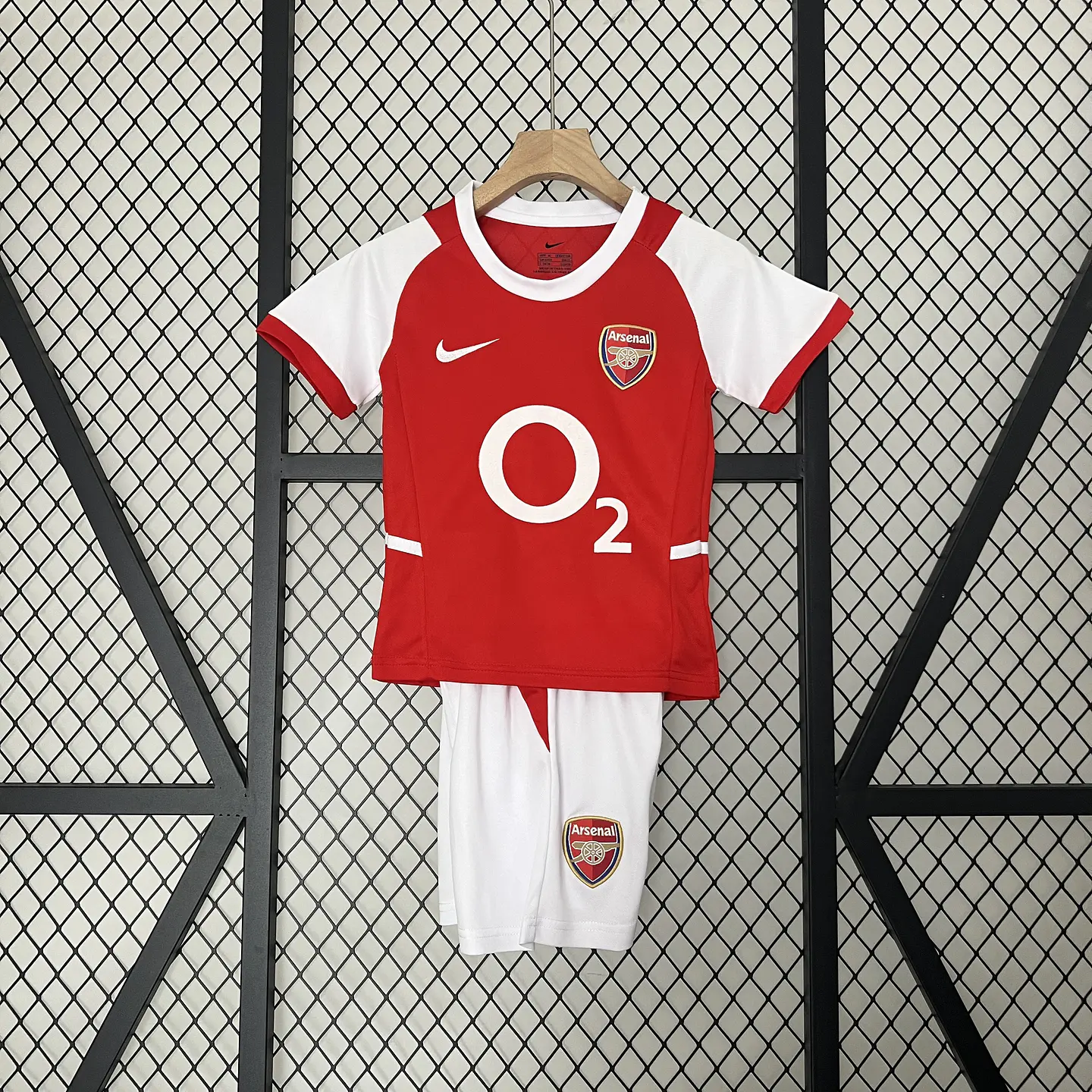 Arsenal Home 02/04 Kit Criança 2