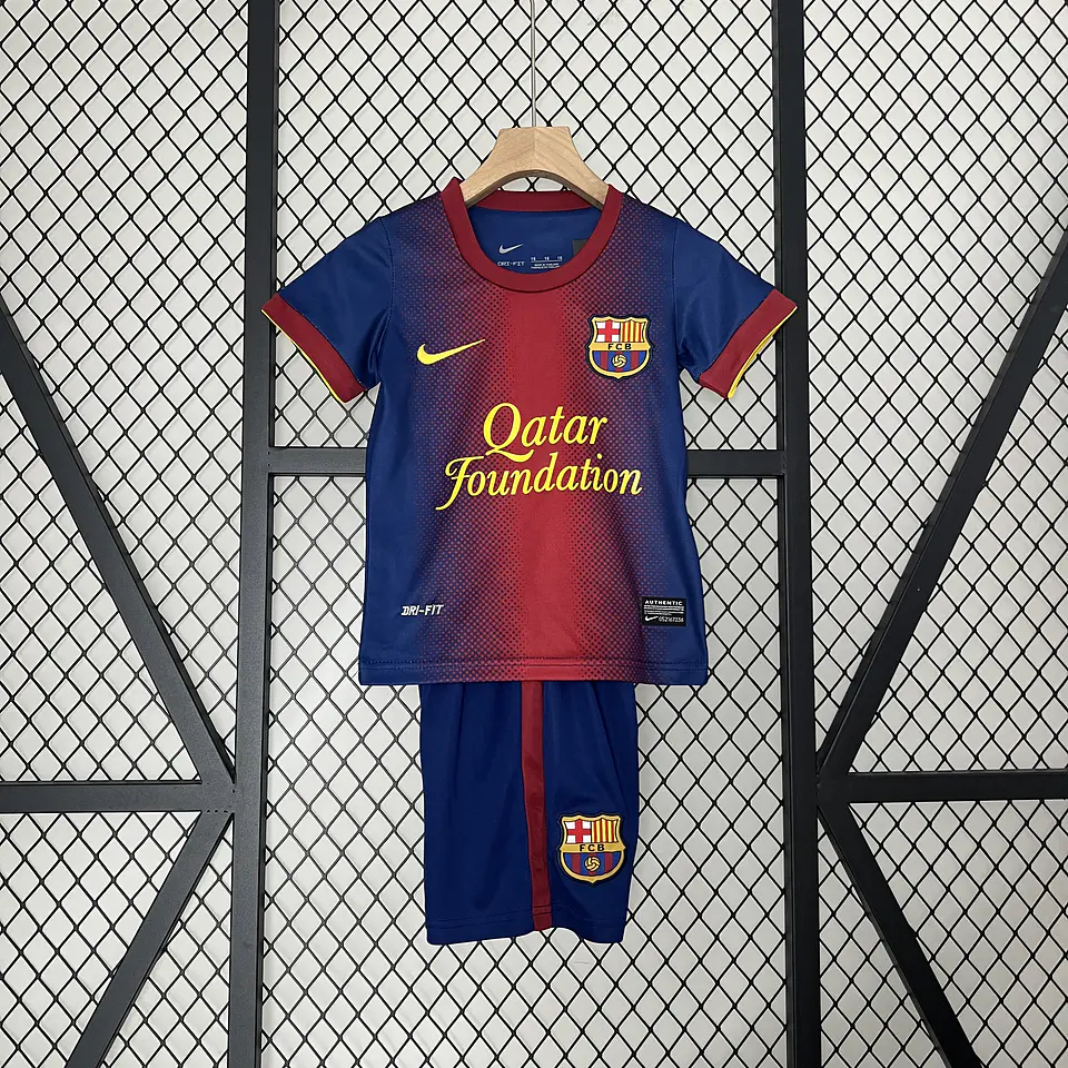 Barcelona Home 12/13 Kit Criança 2
