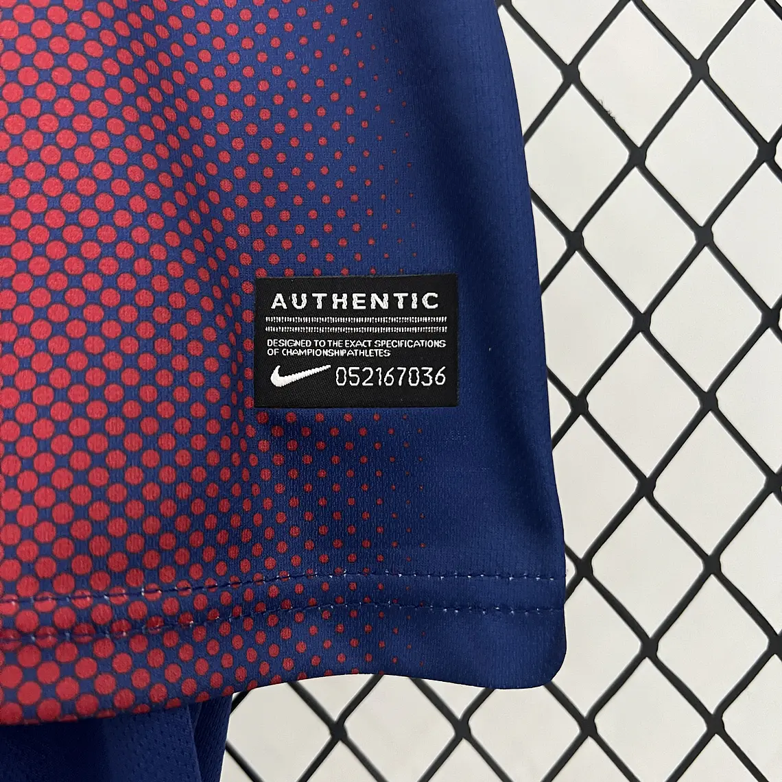 Barcelona Home 12/13 Kit Criança 8