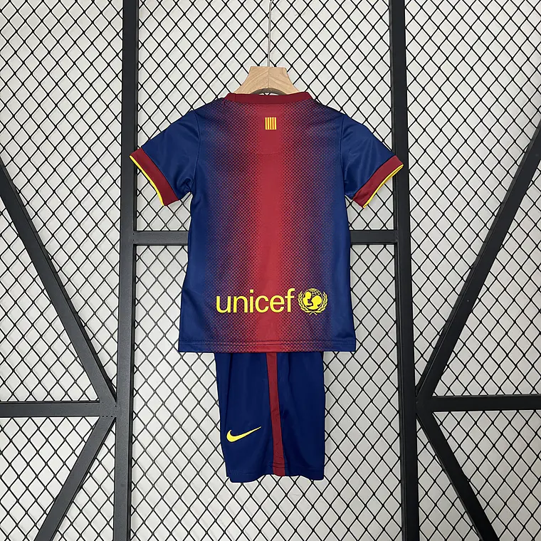 Barcelona Home 12/13 Kit Criança 3