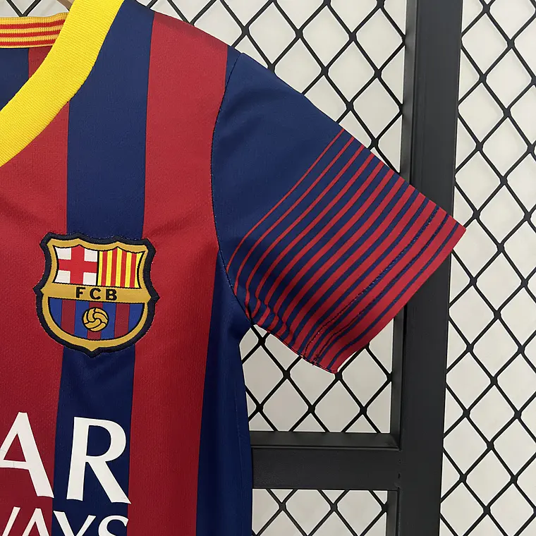Barcelona Home 13/14 Kit Criança 5