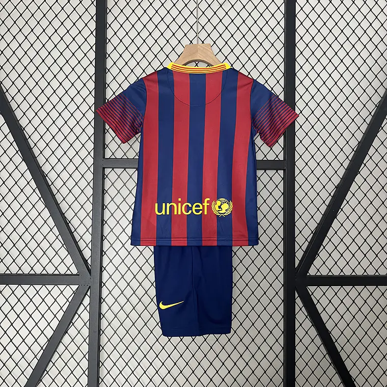 Barcelona Home 13/14 Kit Criança 3