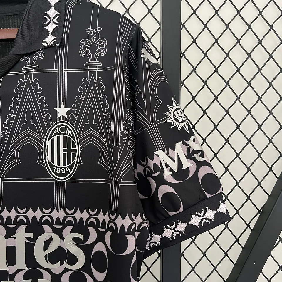 Milan Especial Pleasures 24/25 5