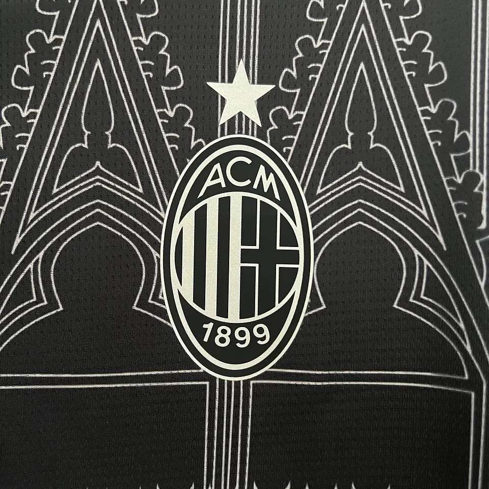 Milan Especial Pleasures 24/25 6