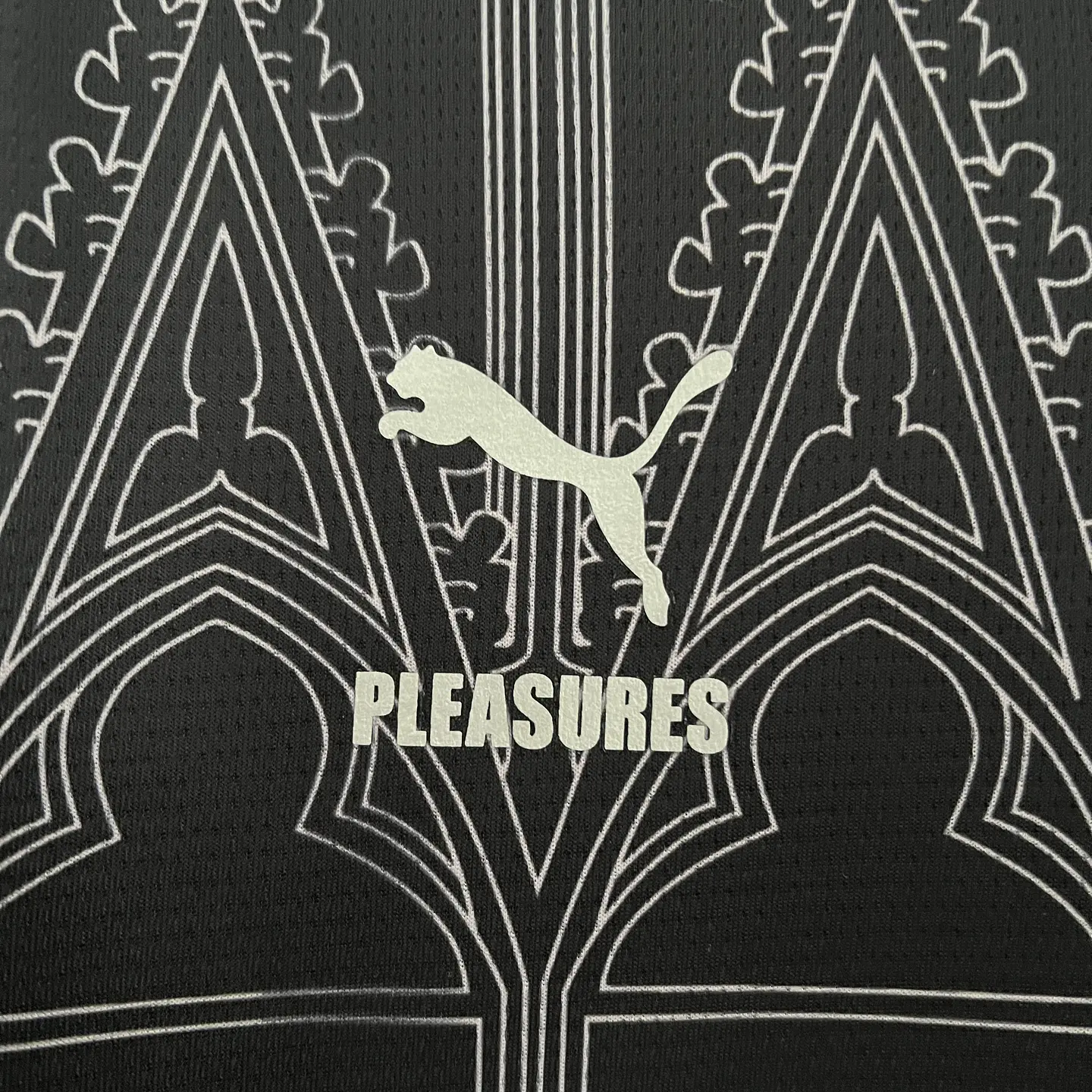 Milan Especial Pleasures 24/25 7