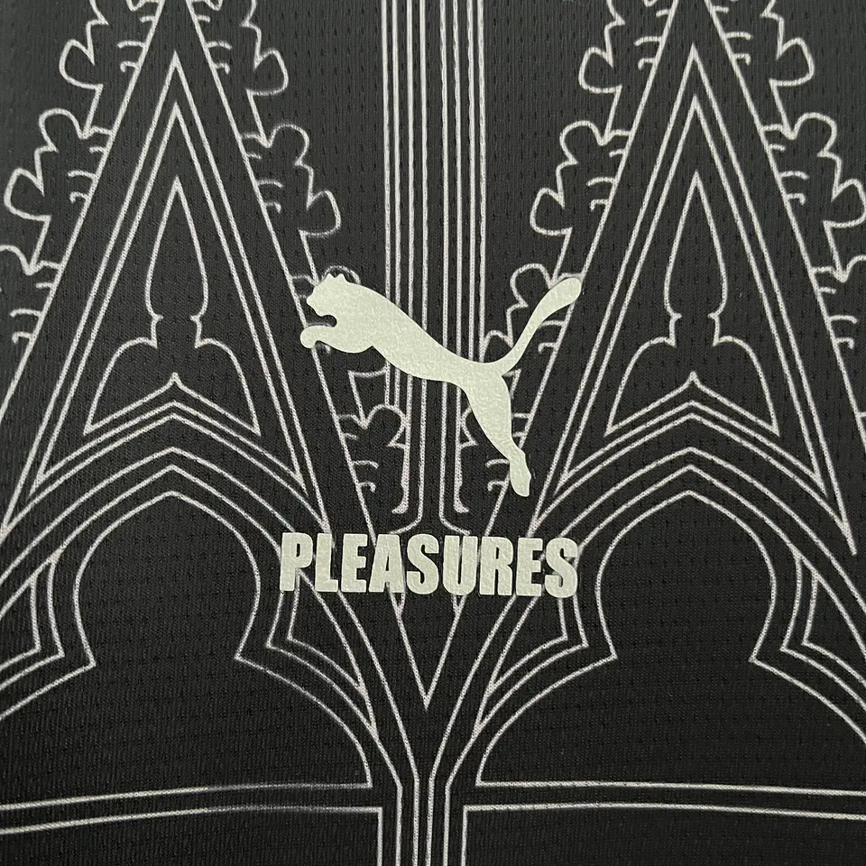 Milan Especial Pleasures 24/25 7