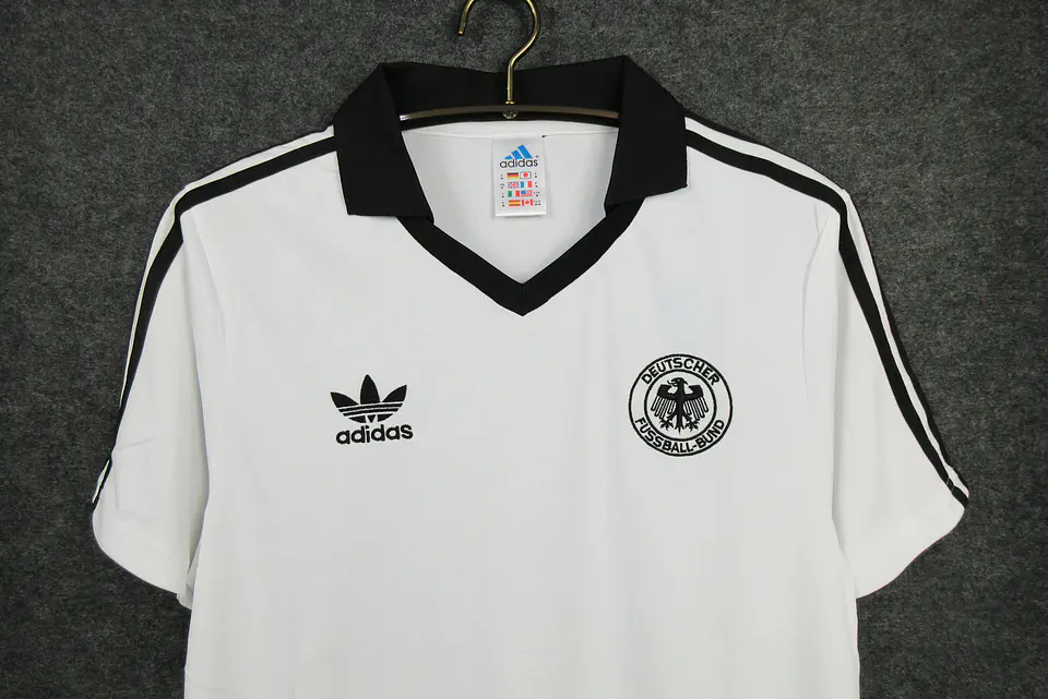 Alemanha Home 1980 3