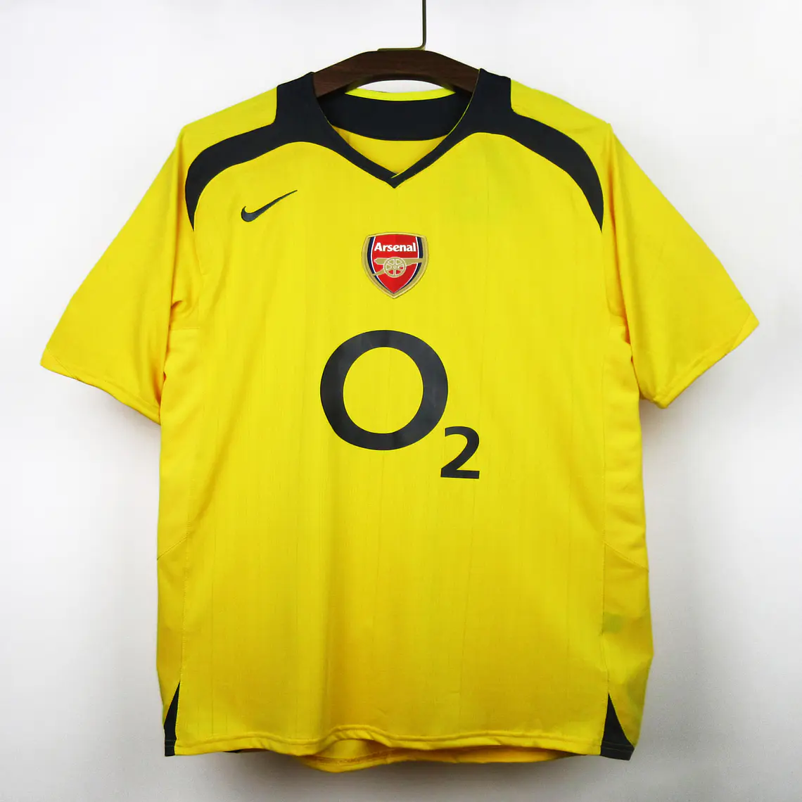 Arsenal Away 05/06 2