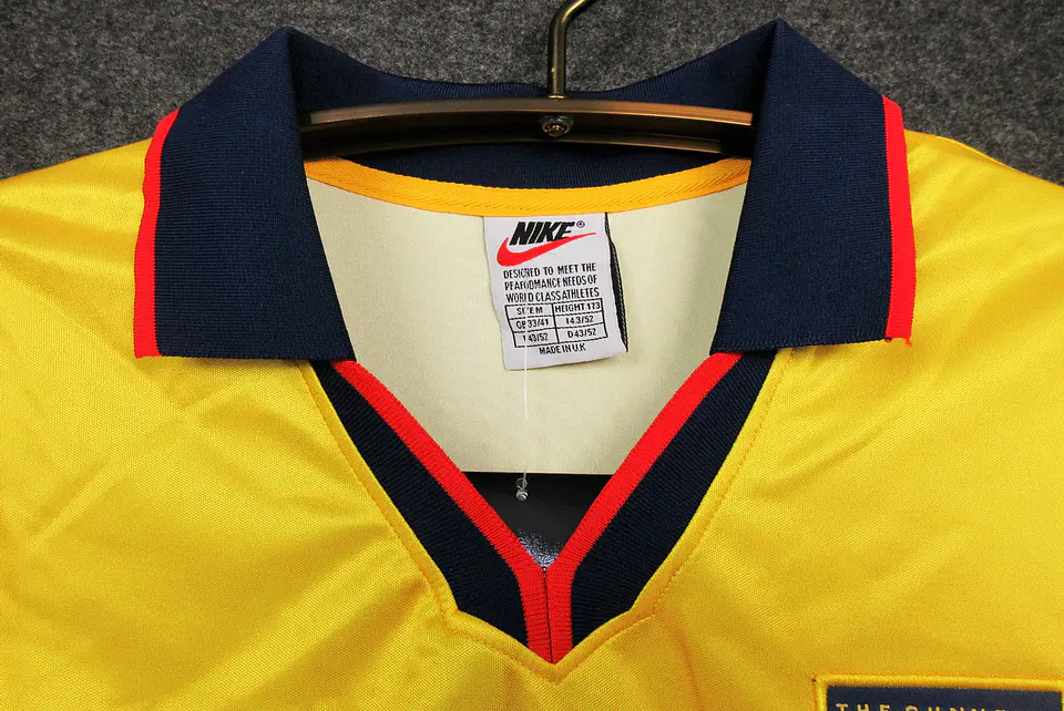 Arsenal Away 97/98 7