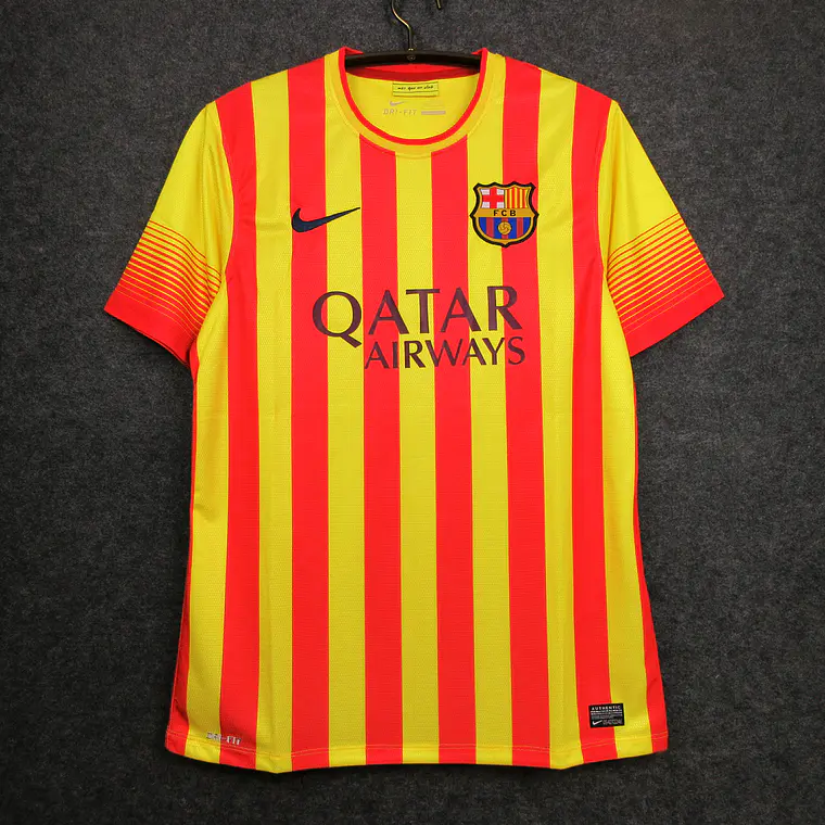 Barcelona Away 13/14 1