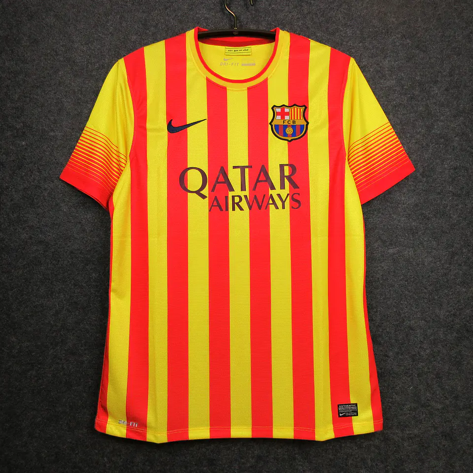 Barcelona Away 13/14 1