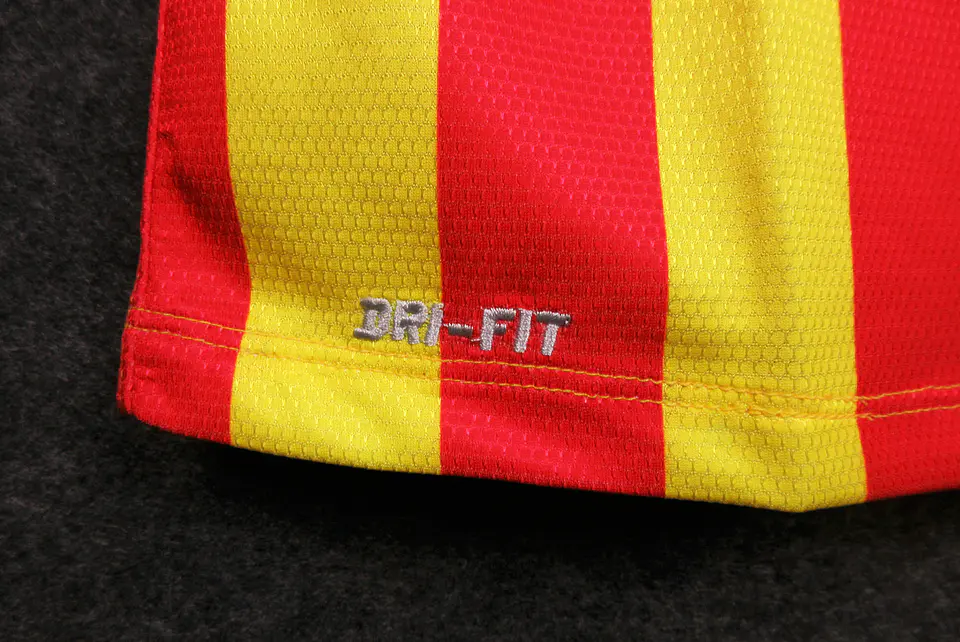 Barcelona Away 13/14 7