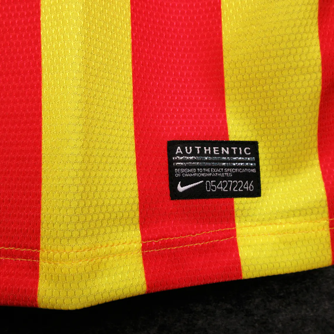 Barcelona Away 13/14 8