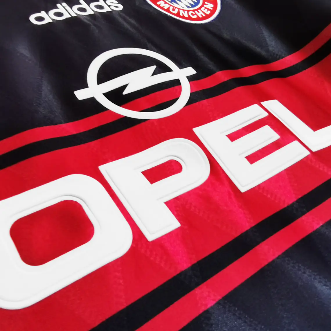 Bayern Home 97/99 5