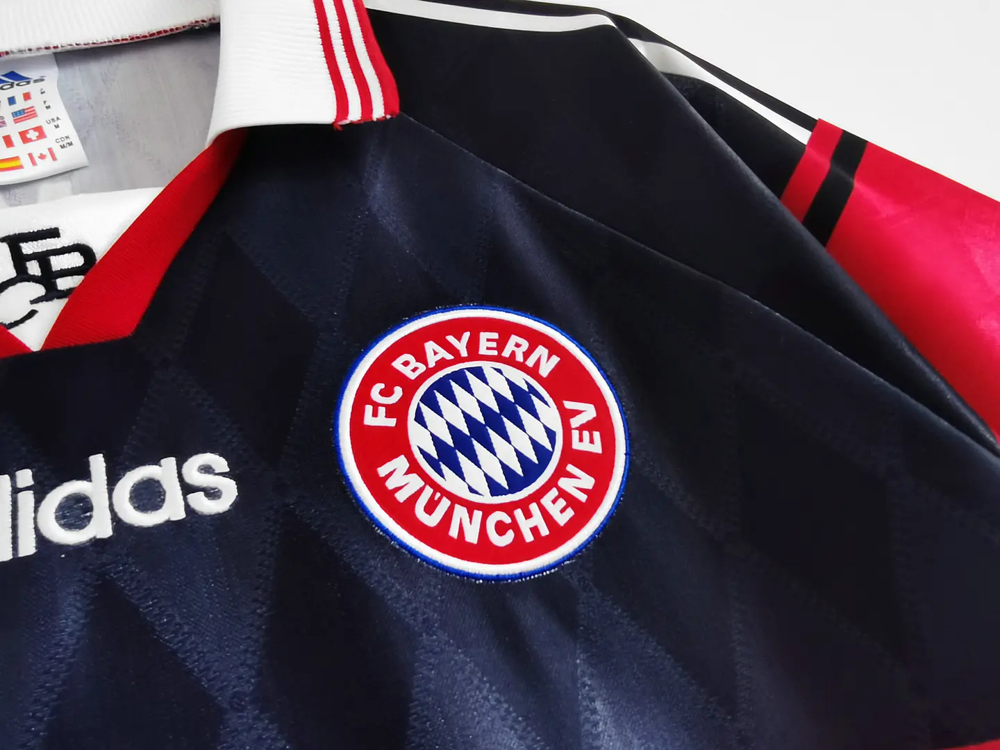 Bayern Home 97/99 6