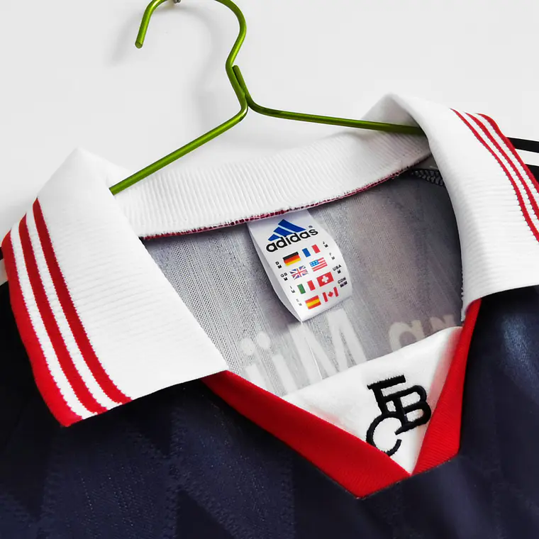 Bayern Home 97/99 8