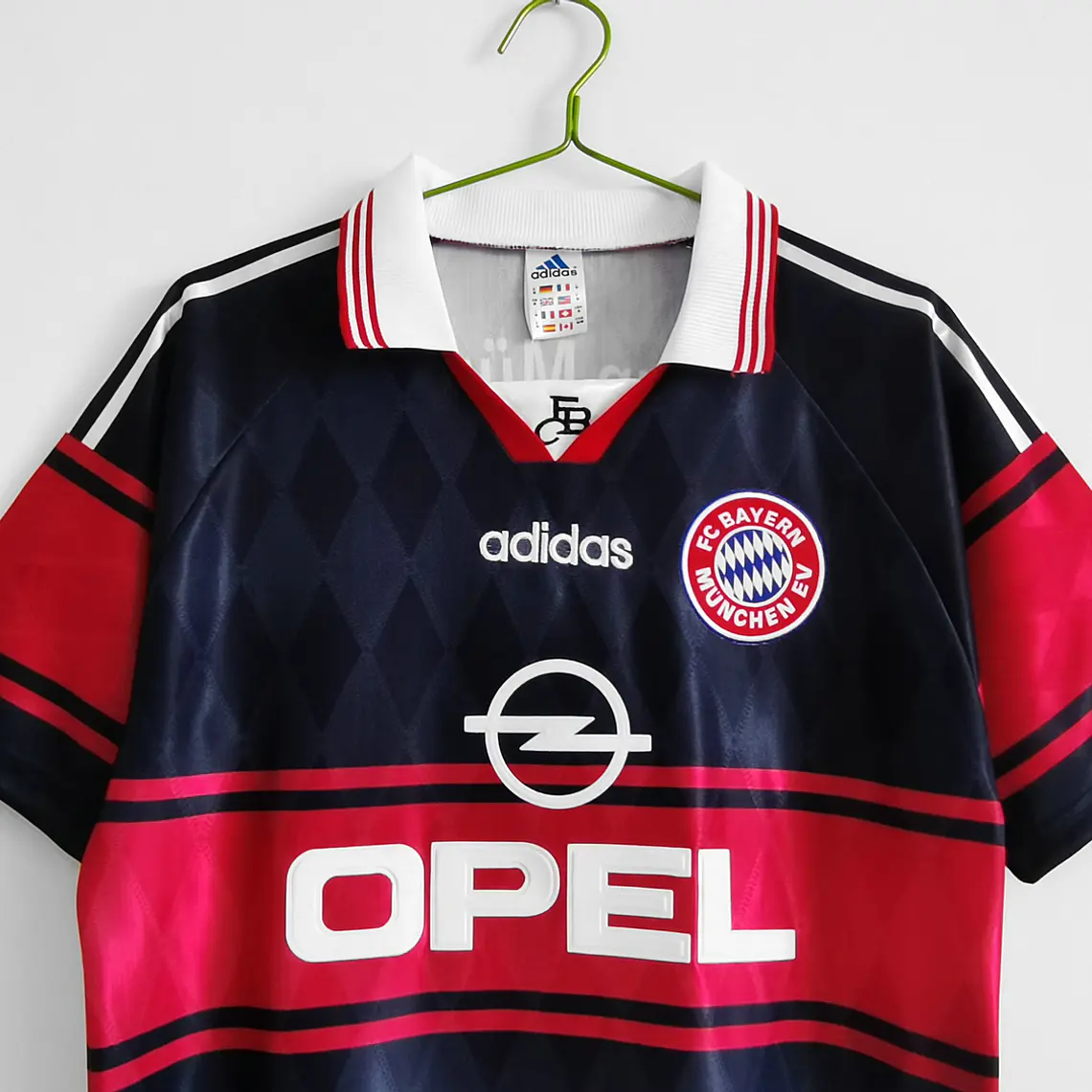 Bayern Home 97/99 4