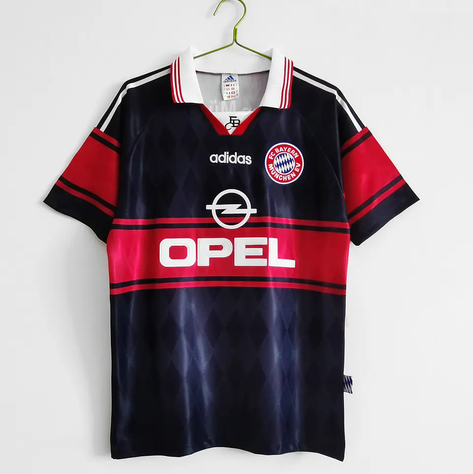 Bayern Home 97/99 2