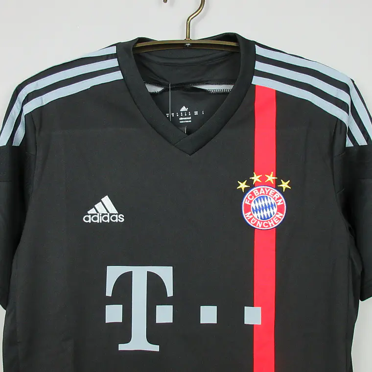 Bayern Third 14/15 4