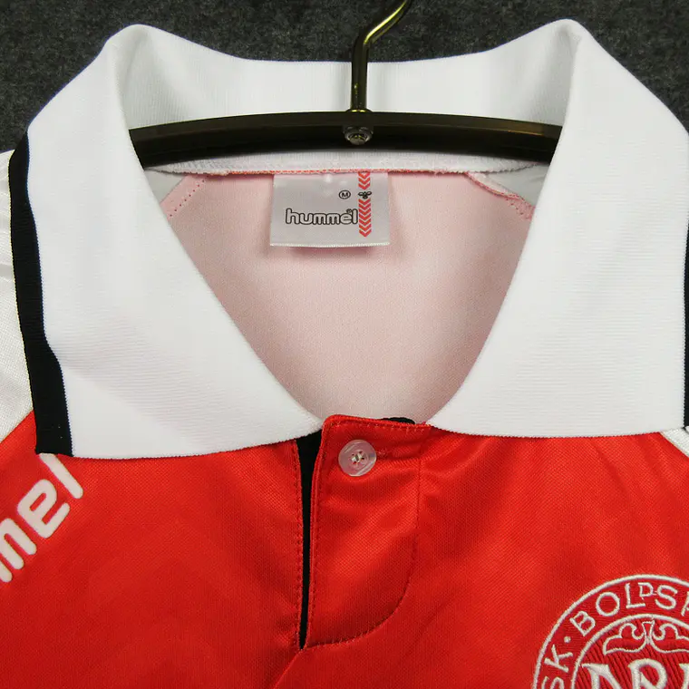 Dinamarca Home 1992 4