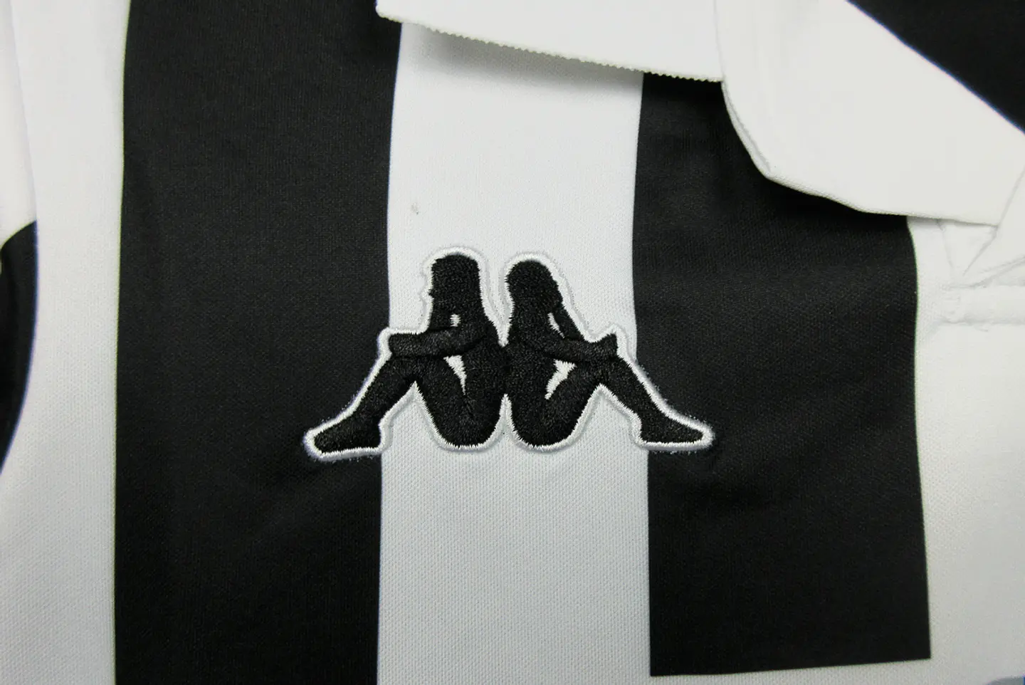 Juventus Home 99/00 6