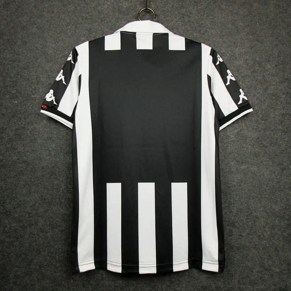 Juventus Home 99/00 3