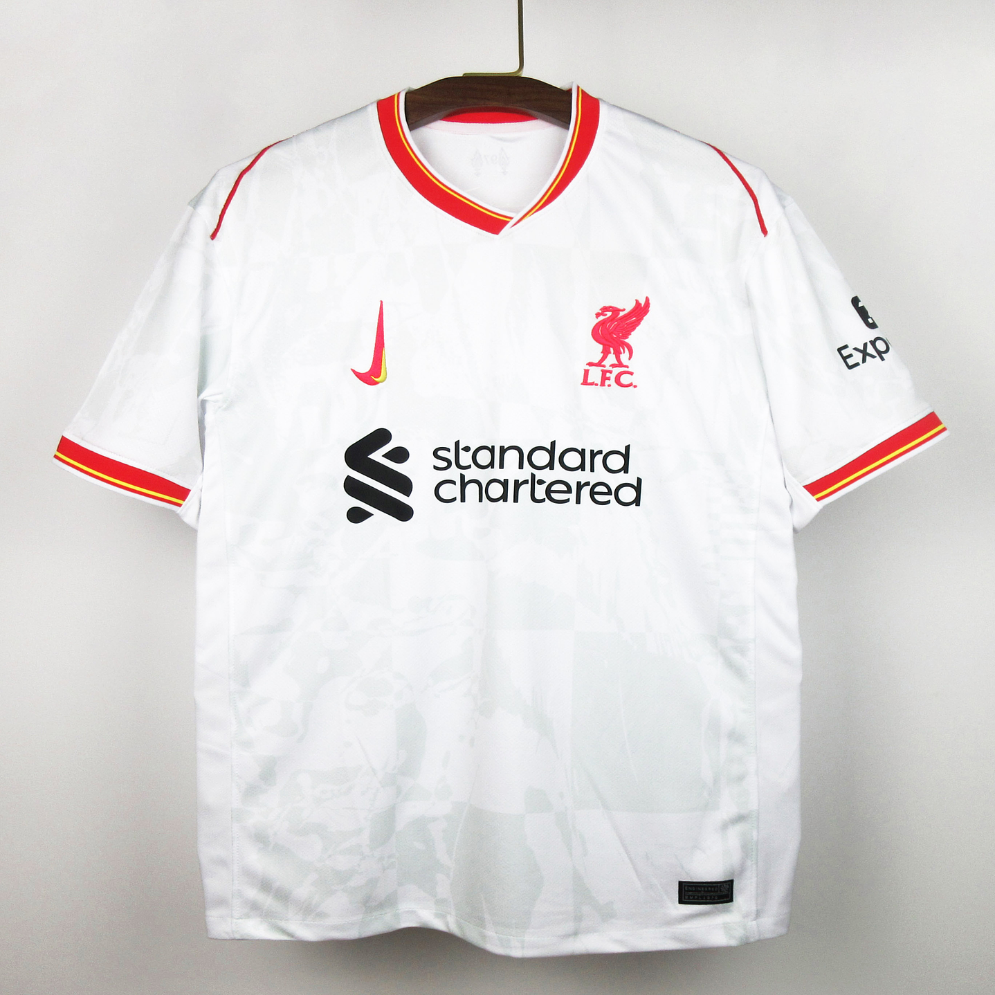 Liverpool Away 24/25 1